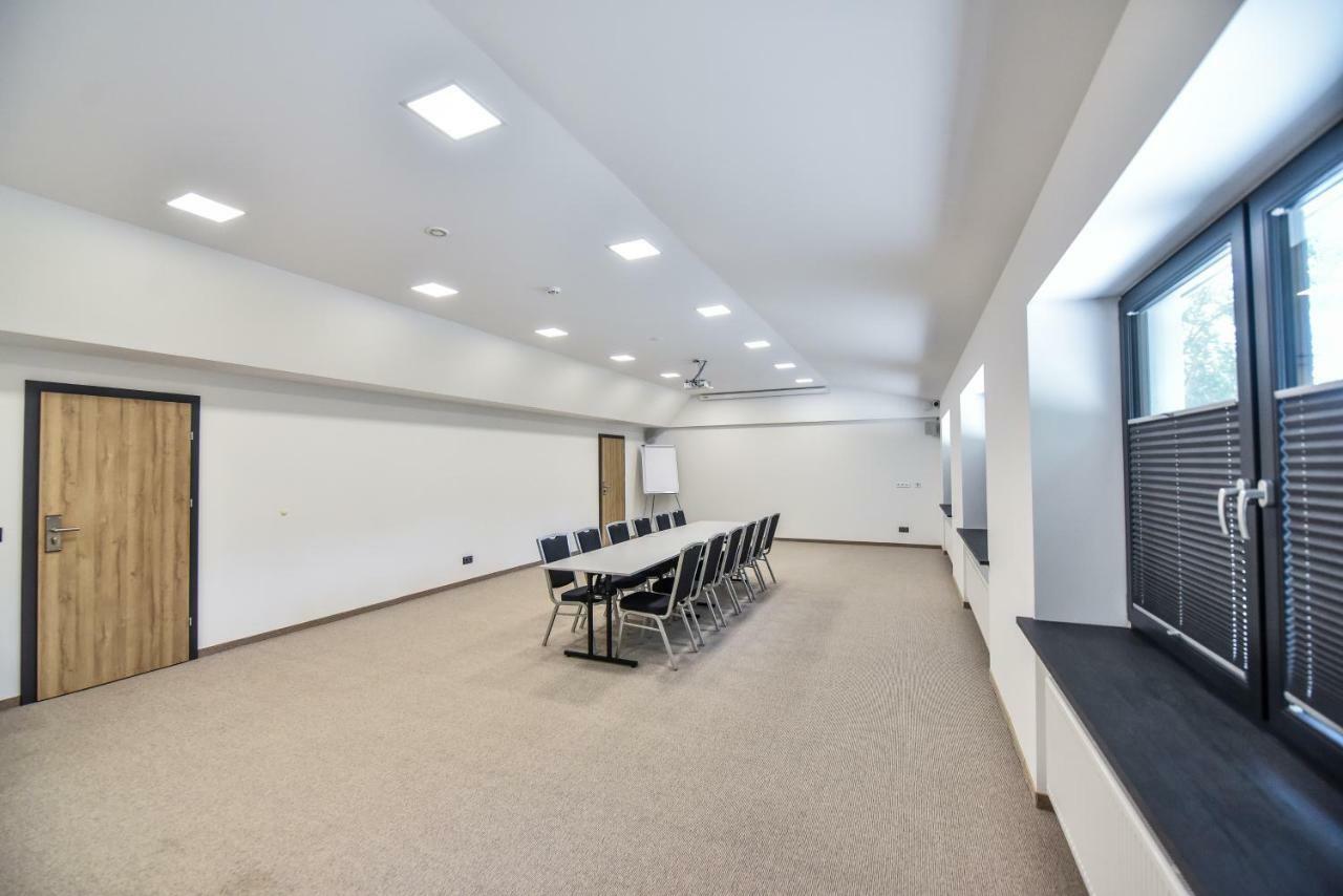 Sport Rooms Spala Ngoại thất bức ảnh