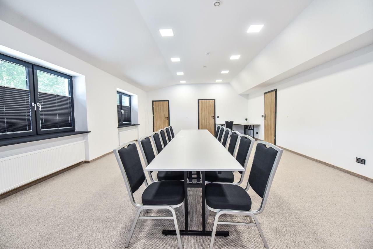 Sport Rooms Spala Ngoại thất bức ảnh